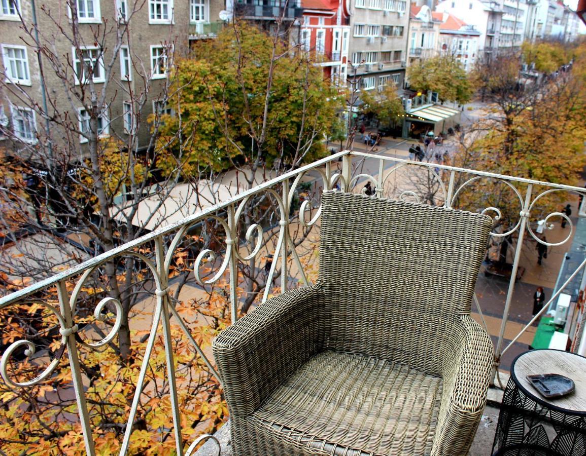 Vitoshka Biggest Apartment Sofia Exteriör bild
